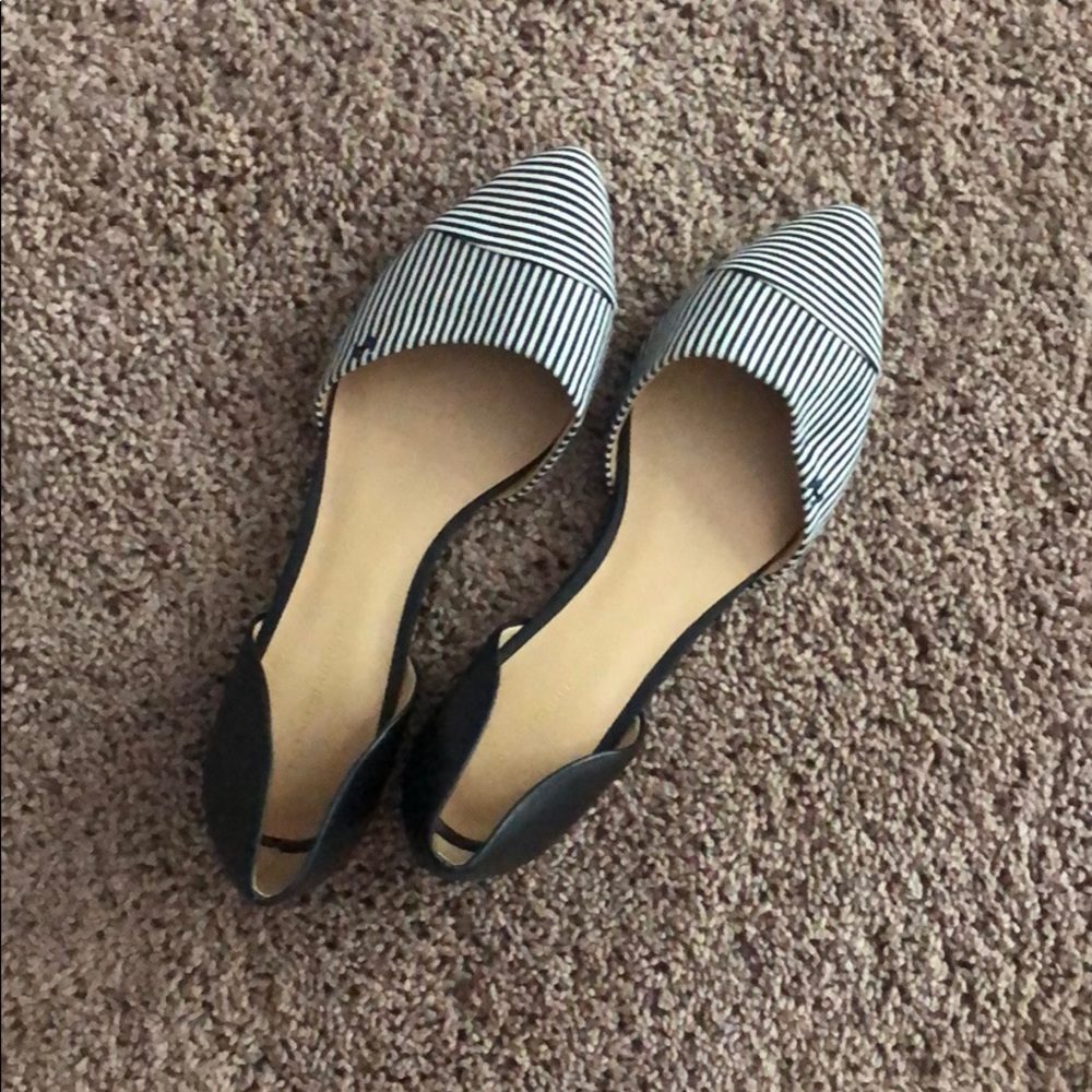 Tommy Hilfiger flats :) size 7.5 worn once!